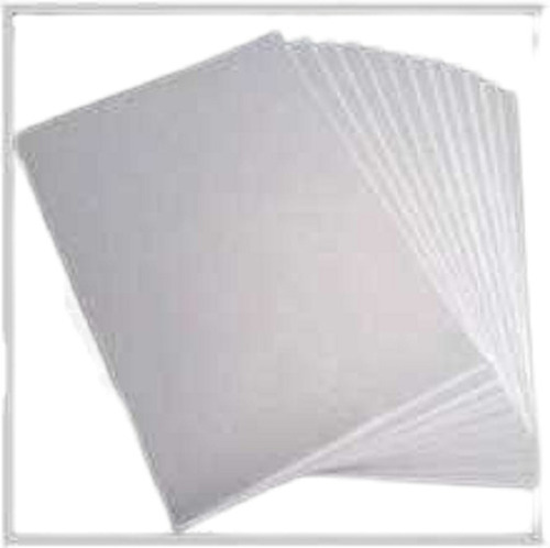 फोटोकॉपी और प्रिंटिंग के उपयोग के लिए A4 साइज पेपर