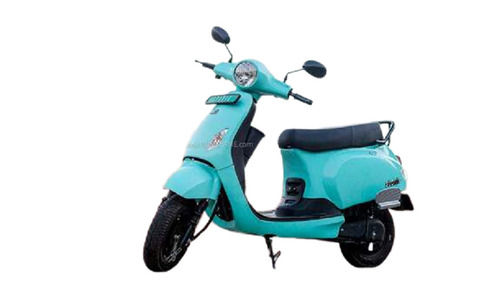 Classical Look Medium Duty High Speed Electric Two Wheelers Scooters