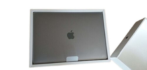 Lightweight And Portable Scratch Resistant High Efficiency Branded Apple Macbook