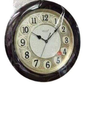 एलिगेंट अट्रैक्शन और स्क्रैच प्रूफ वॉल क्लॉक