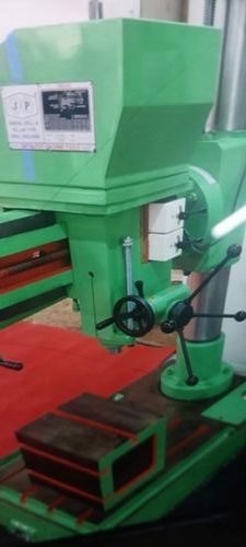 Easily Operated Radial Drill Machine