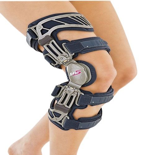 knee immobilizer