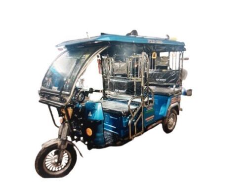 Excellent Torque Power And Fast Chargeable E Rickshaw