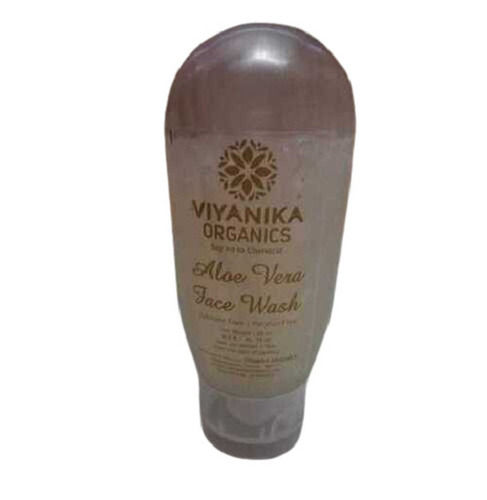 Chemical Free Minerals Extracts All Skin Types Instant Glow Skin Fairness Plum Face Wash 