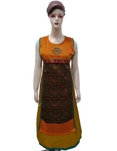 Multi Color Round Neck Casual Wear Straight Ladies Kurti