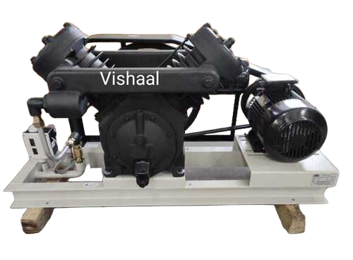 Double-Stage Oil-Lubricated Vacuum Pump - Black, 150V, 50Hz, 10-200 mÂ³/h | High Efficiency, Durable, Low Noise, Corrosion Resistant