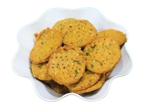 Ready to Eat Delicious Mouth Watering Tasty Crunchy Round Shape Methi Mathri