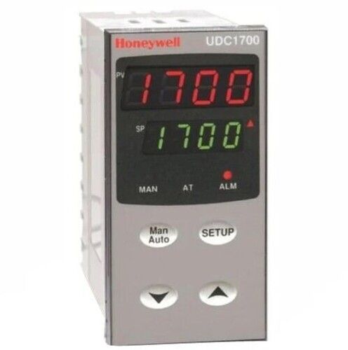 24 VAC/DC Voltage	Panel Mounting Type PID Temperature Controller