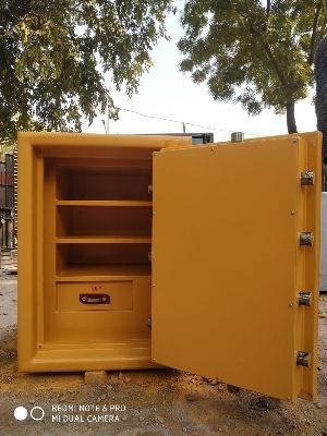 Sturdy Construction Iron Burglar Resistant Safes