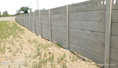 Heavy-Duty High Strength Solid Porosity Rectangular Reinforced Cement Concrete Boundary Wall