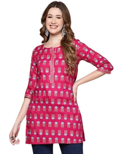 Casual Wear Regular Fit 3/4th Sleeve Round Neck Readymade Printed Ladies Modern Short Kurtis