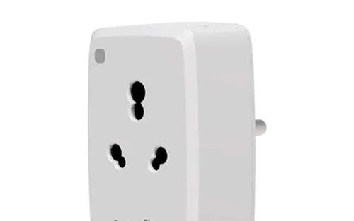 White Color 240 Voltage And 50 Hz Frequency Smart Plug