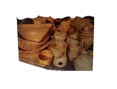 Decorative Bamboo Basket - Lightweight, Portable, Plain Style | Durable, Easy to Clean, Eco-Friendly, Modern Indian Design