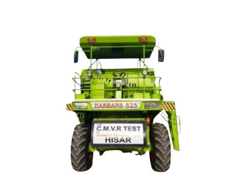 Sturdy Construction Self Propelled Harvester Combine