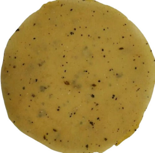 Yellow Color Round Shape 5 Inch Salty Urad Dal Appalam Papad