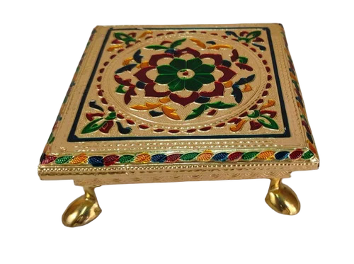 क्रैक प्रूफ गोल्डन मीनाकारी पूजा चौकी