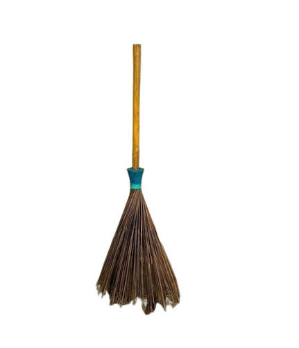 Easy to Carry Portable Long-Life Coconut Stick Brooms For Floor Cleaning