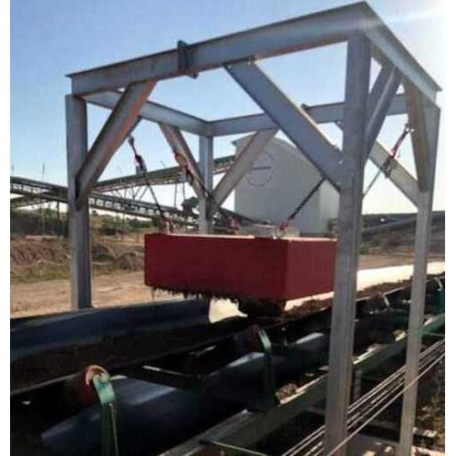 Lifting Magnet Separator