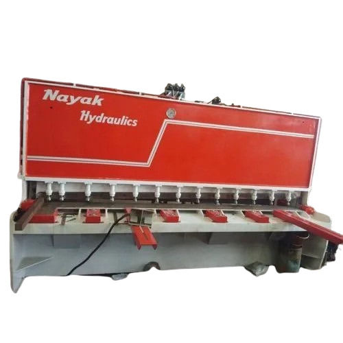 Sheet Metal Cutting Machine