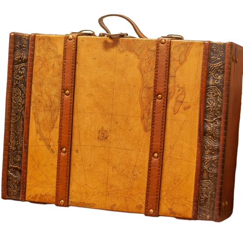 Leather Box - Genuine Leather 85-95% Yellow and Red