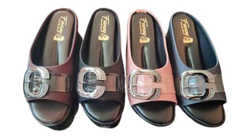 High Quality Ladies Fancy Chappals 