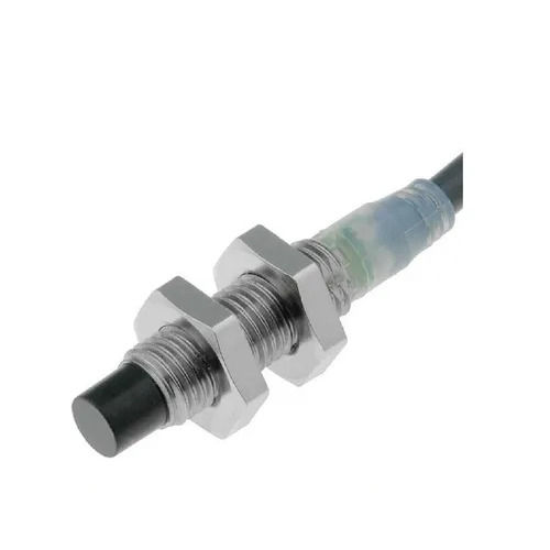 Omron E2a-s08kn04-wp-b1 Proximity Sensor