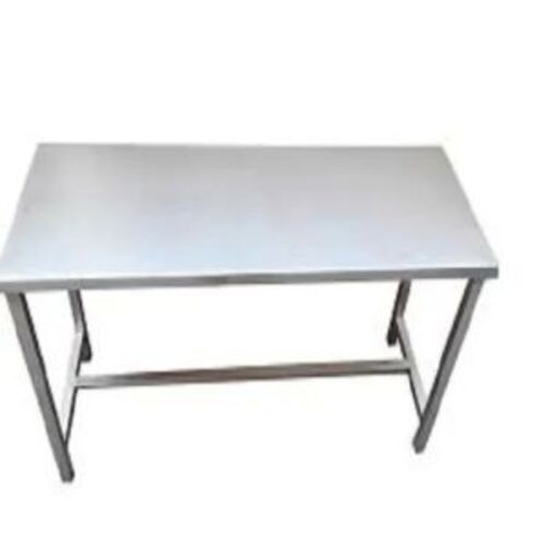 Polished Plain Stainless Steel Table