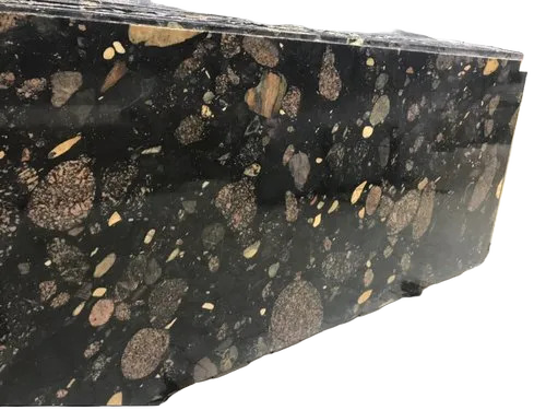 Bassi Granite Slab - Surface Finish: Polished