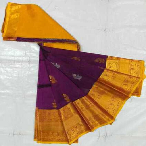 Handloom Gold Zari Bigborder Saree 2