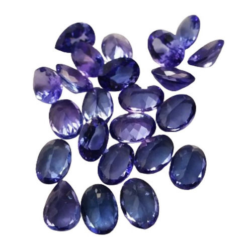 Tanzanite Gemstone - Pearls Color: Blue