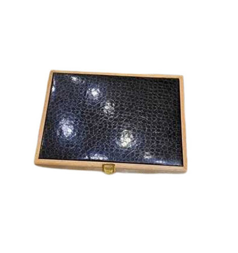 Jewelry Box - Feature: Portable Handle