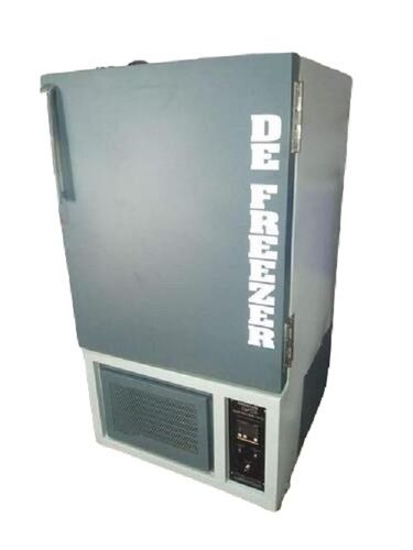 Laboratory Deep Freezer - Capacity: Minimum 4 Cuft Liter/Day