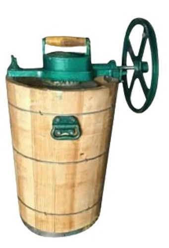 Ice Cream Making Machine - Color: Green