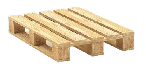 Wooden Pallets - Color: Standard