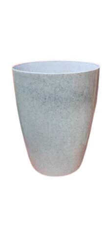 Light Weight Plastic Planter - Durable Plastic Material, Weather-Resistant Design , Lightweight, Easy to Move, Suitable for Indoor & Outdoor Use