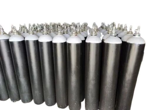 Medical Oxygen Cylinder - Material: Ms