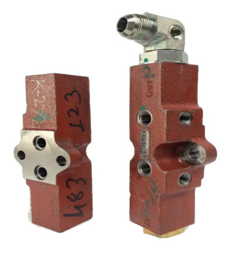 Fuel Connector - Size: Standard