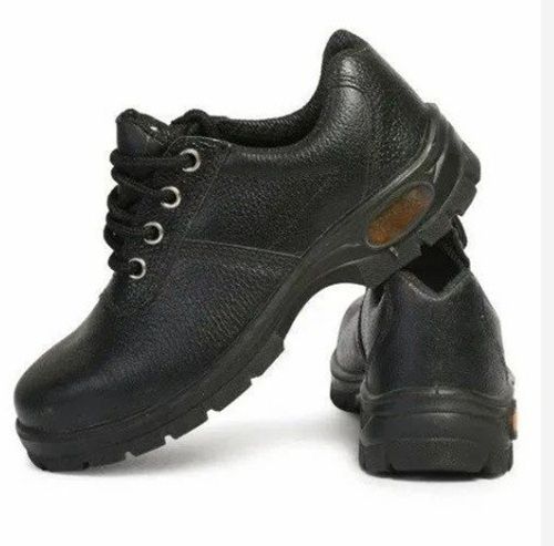 Safety Shoes - Color: Black