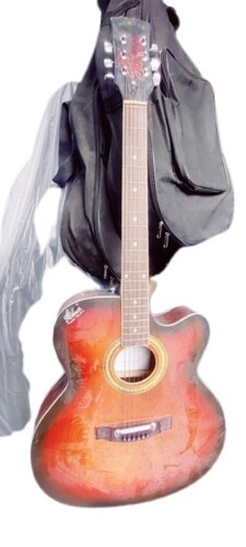 Musical Guitar - Body Material: Plastic