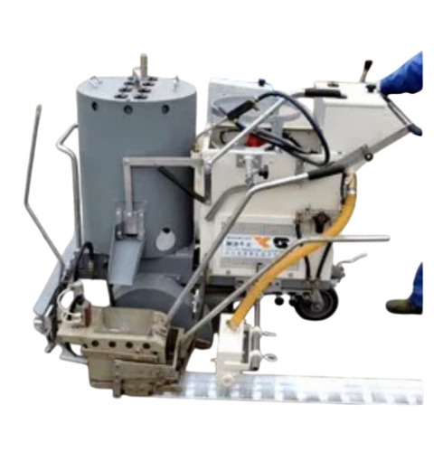 Thermoplastic Road Marking Machine - Automatic Grade: Automatic