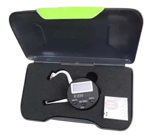 Caliper Gauge - Color: Black