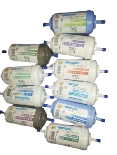 Manual Mineral Cartridge - Plastic Material 4 Inch Size | Features: All Colors Manual Operation Designed for Efficient Filtration