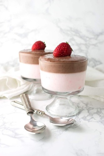 Strawberry Chocolate Mousse - Eggless, Solid Form, Multiple Pack Sizes | Velvety Creamy Texture, Indulgent Chocolate & Sweet Strawberry Blend