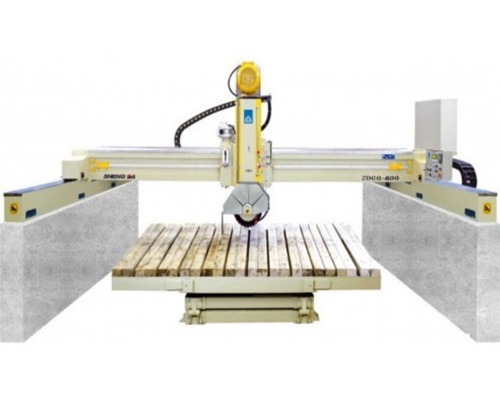 Granite Bridge Cutting Machine - Cutting Area: Robo Sawjet. Square Millimeter (Mm2)