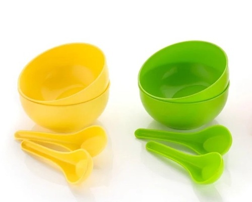 Plastic Bowl - Color: --