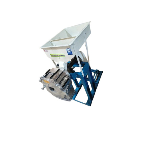 Flour Mill Machine - Capacity: 100 Kg/Hr