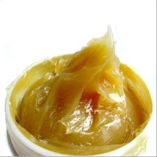 Lubricating Greases - Yellow and Brown Paste | Long Shelf Life Soft Texture Automotive Application Working Temperature Up to 800Â°C