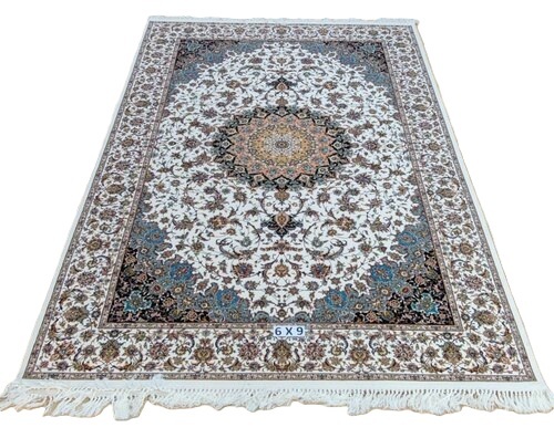 Silk Carpet - Material: Acrylic