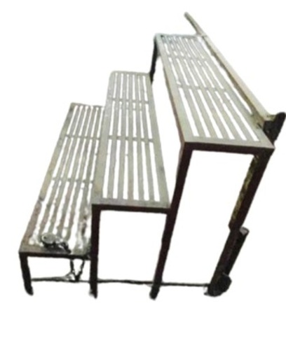 Iron Step Ladder - Material: Aluminium