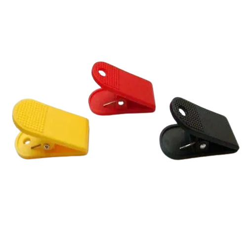 Plastic Cloth Clips - Plastic, 1-2 Inch Length, Multicolor (Yellow, Red, Black) | Industrial Usage, Customized Size Available